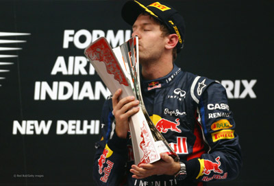 Vettel se acerca al título