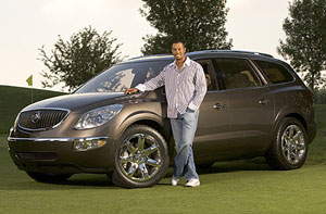 General Motors le quita el coche a Tiger Woods
