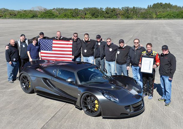 Hennessey Venom GT a 435 km/h 435,3 km/h: el nuevo récord de velocidad del Hennessey Venom GT