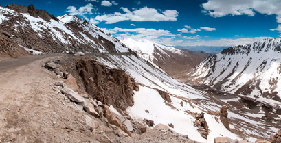 Khardung La, ¿la carretera más alta del mundo?