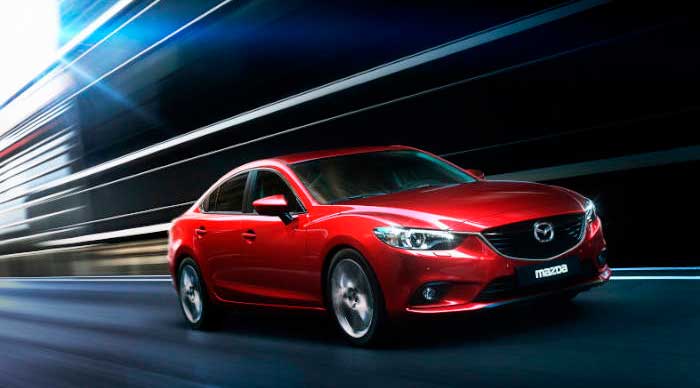 Mazda potencia la seguridad con luz larga