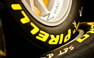 La F1 calzará Pirelli hasta 2013