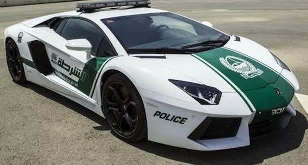 ‘Patrullando’ la ciudad… ¡en Lamborghini!