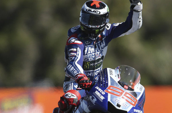 Jorge Lorenzo en GP Australia Lorenzo gana en Australia y el título sigue a la espera