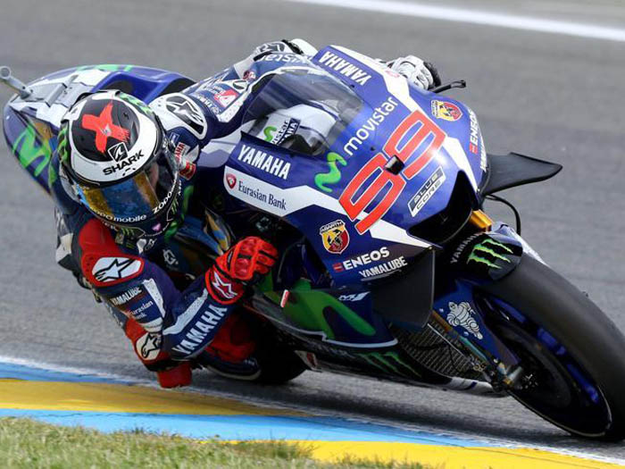 Lorenzo lidera el doblete de Yamaha, Suzuki tercero