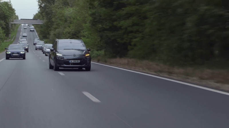 De París a Burdeos: la exitosa travesía autónoma de Peugeot