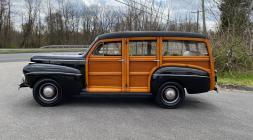 Ford Woody “parqueado” en el fondo del mar