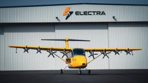 Avión de despegue y aterrizaje ultracortos 