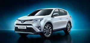 El RAV 4 se suma a la familia híbrida de Toyota