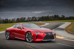 Lexus LC: V8 e híbrido V6, para mayo de 2017