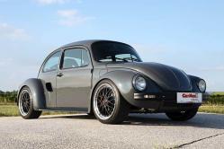 CarMaxx Classics Bugster CarMaxx Classics Bugster 9.03, este Escarabajo en realidad lleva un Porsche Boxster dentro