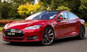 Tesla Model S Primer accidente grave de auto autónomo
