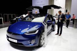 Modelo X de Tesla Arranca la revolución de los coches sin conductor