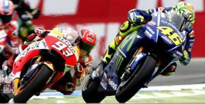Rossi con Yamaha en Assen Rossi auspicia la misa en La Catedral de Assen