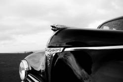 Aquellas marcas de coches que empezaron fabricando cualquier cosa menos coches
