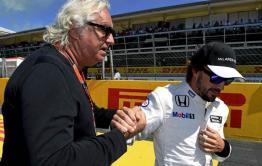 Flavio Briatore y Fernando Alonso Flavio Briatore: "La Fórmula 1 es un juego de PlayStation para ingenieros"