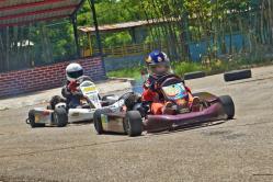 Verano sobre karting en La Habana