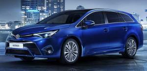 Toyota Avensis 2015 Toyota Avensis 2015, mucho más que solo maquillaje