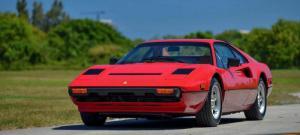 Ferrari 308 GTB Quattrovalvole, primer V8 con 4 válvulas por cilindro