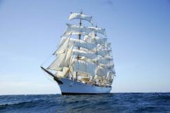 Fragata Libertad Aprendiendo en alta mar