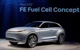 Hyundai FE Fuel Cell Concept Hyundai FE Fuel Cell Concept. La vuelta al mundo con 80 litros