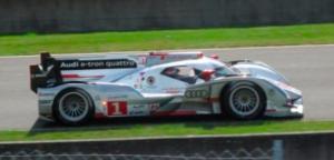 Audi e-tron quattro híbrido #1 24 Horas de Le Mans 2012. Crónica. Audi se confía pero gana