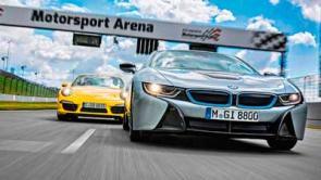 Cara a cara en circuito: Porsche 911 vs BMW i8