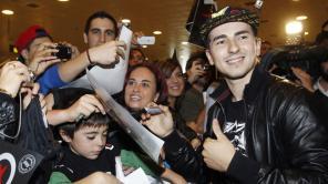 Lorenzo en Barcelona Lorenzo, aclamado en Barcelona