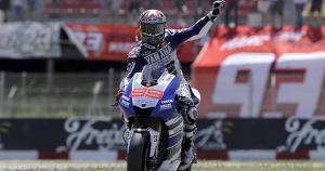 Triplete español en Cataluña: Lorenzo gana en MotoGP, con Pedrosa segundo y Márquez tercero