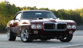 Pontiac Firebird: El pájaro que escupía fuego