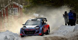 Hyundai estrena evolución de motor en el Rally de México