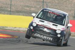 Lorenzo (Fiat Abarth 500) Lorenzo sube al podio y Alguersuari sufre