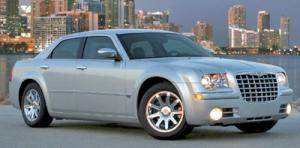 Chrysler 300C 2011 El Chrysler 300 listo para doblar la década