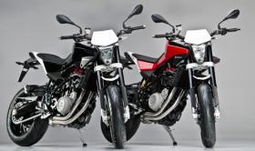 Husqvarna Nuda 900/900R Nuda 900/900R. Husqvarna en carretera por primera vez