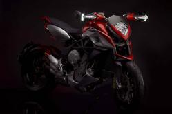 MV Agusta Rivale 800. Una moto verdaderamente espectacular