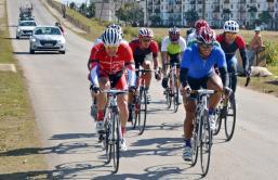 10ma Etapa / Santa Clara-Cárdenas Viamontes se escapa y repite en Cárdenas