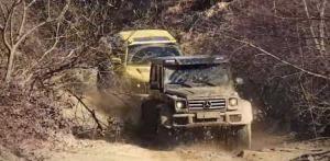Mercedes-Benz G500 4×4² vs Ford Raptor Vídeo: Mercedes-Benz G500 4×4² vs Ford Raptor, lo último de Top Gear