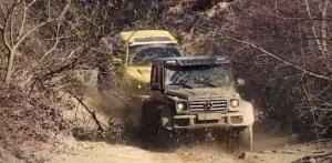 Vídeo: Mercedes-Benz G500 4×4² vs Ford Raptor, lo último de Top Gear 