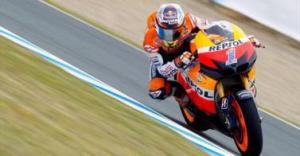 Casey Stoner (Repsol Honda) Stoner gana su primera carrera en Jerez