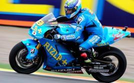 Bautista en su Rizla Suzuki Suzuki abandona el Mundial de MotoGP