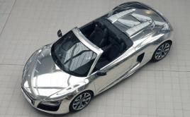 Elton John subasta un Audi R8 Spyder Chrome Edition