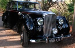 Bentley Mark VI Standar Steel Sports Saloon 1946