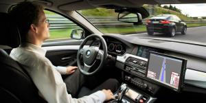 BMW Serie 5 autónomo BMW y su auto que conduce solo
