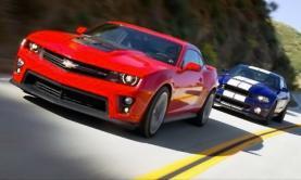 Mustang GT500 vs Camaro ZL1 Vídeo: Cara a cara el Mustang GT500 2013 y el Camaro ZL1 2013