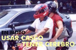 ¿Usar casco causa accidentes? No hay pretextos, úsalo