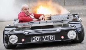 Perry Watkins y su Flatmobile Flatmobile: el coche más bajo del mundo