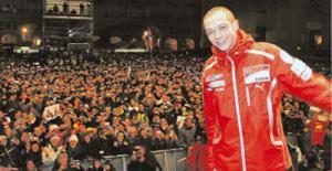 Valentino Rossi / Ducati Rossi se plantea correr en Superbikes