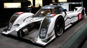 Audi y Peugeot compiten por imponer autos híbridos en 24 Horas de Le Mans