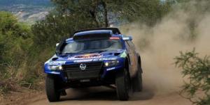Carlos Sainz / Volkswagen Marc Coma se pone líder y Carlos Sainz se escapa