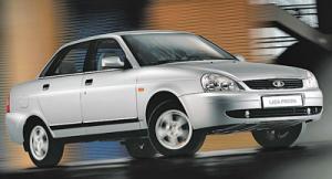 Lada Priora Chávez elogió los autos rusos y manejó un nuevo Lada en Moscú